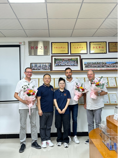 1701217727238519.jpg 1701217627804.jpg