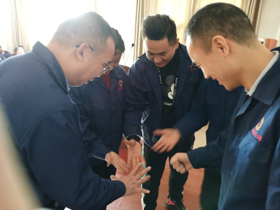 1701828603971200.jpg 1701828335367.jpg