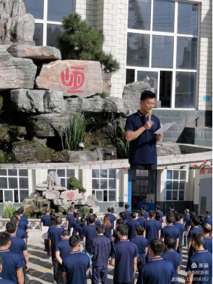 1702174085958251.jpg 1702173820064.jpg